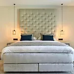 Bed and Breakfast Durbuy Suites 4*