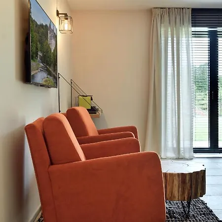 Durbuy Suites ベッド・アンド・ブレックファスト 4*