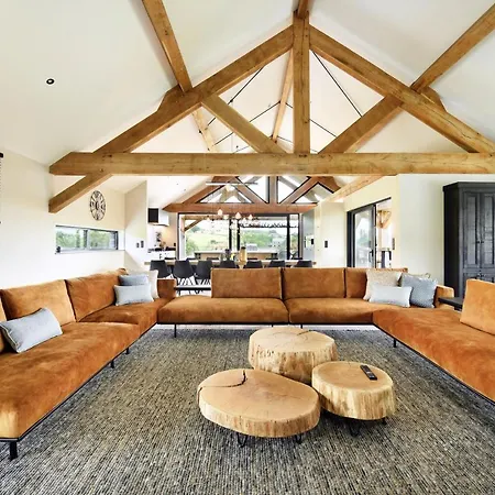 Durbuy Suites ベッド・アンド・ブレックファスト デュルビュイ
