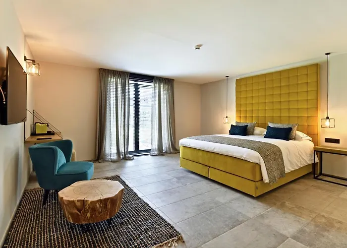 Nocleg ze śniadaniem Durbuy Suites 4*